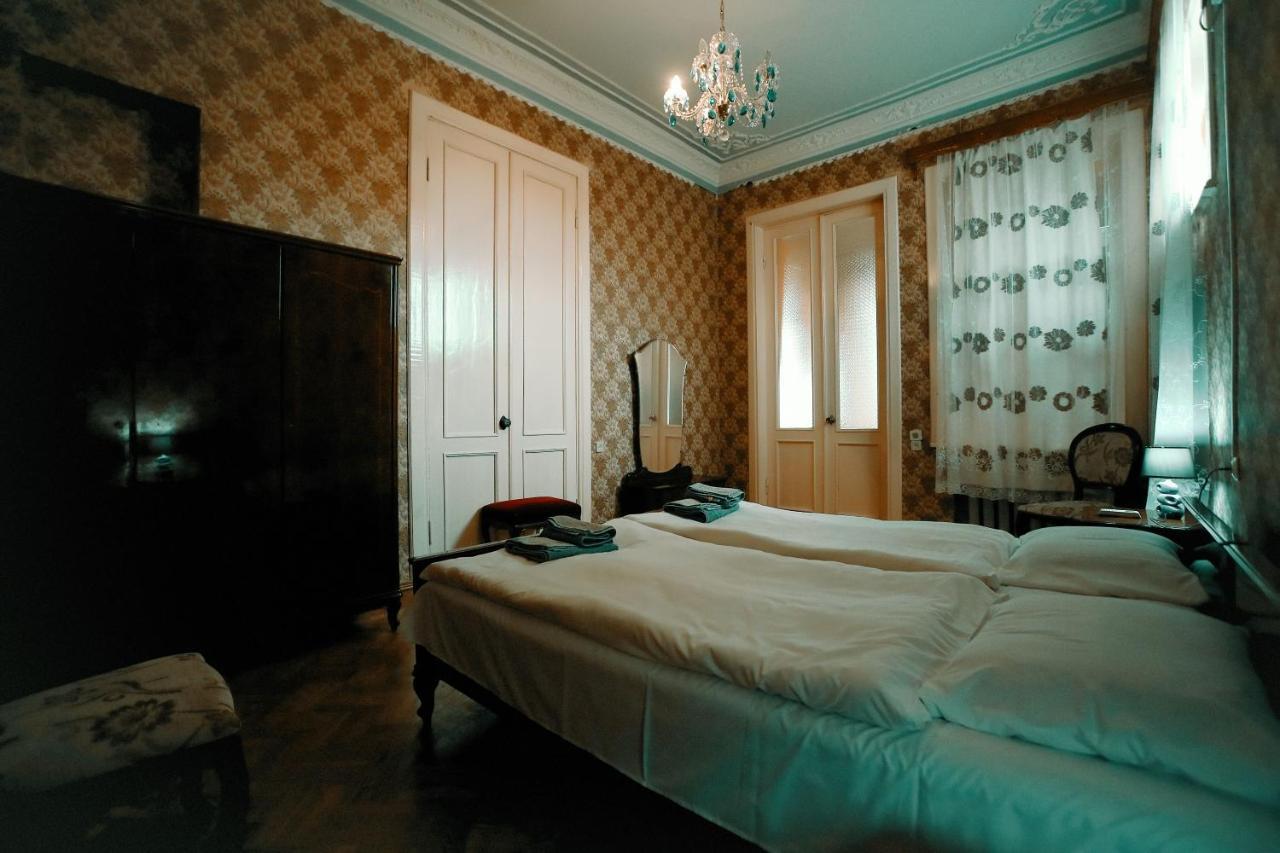 Guest House Old クタイシ エクステリア 写真