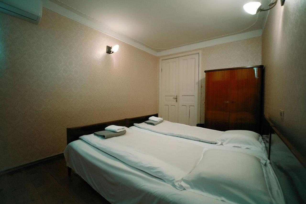 Guest House Old クタイシ エクステリア 写真