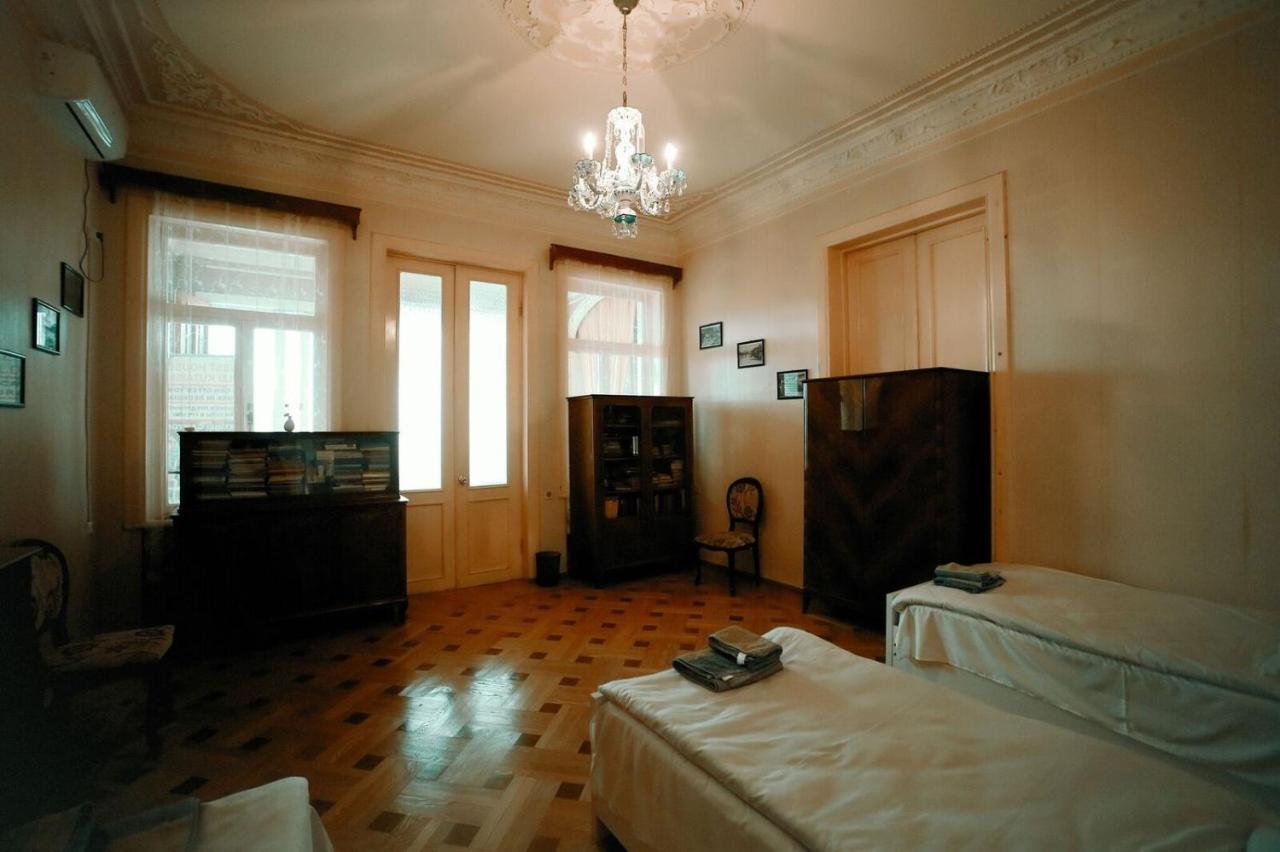 Guest House Old クタイシ エクステリア 写真