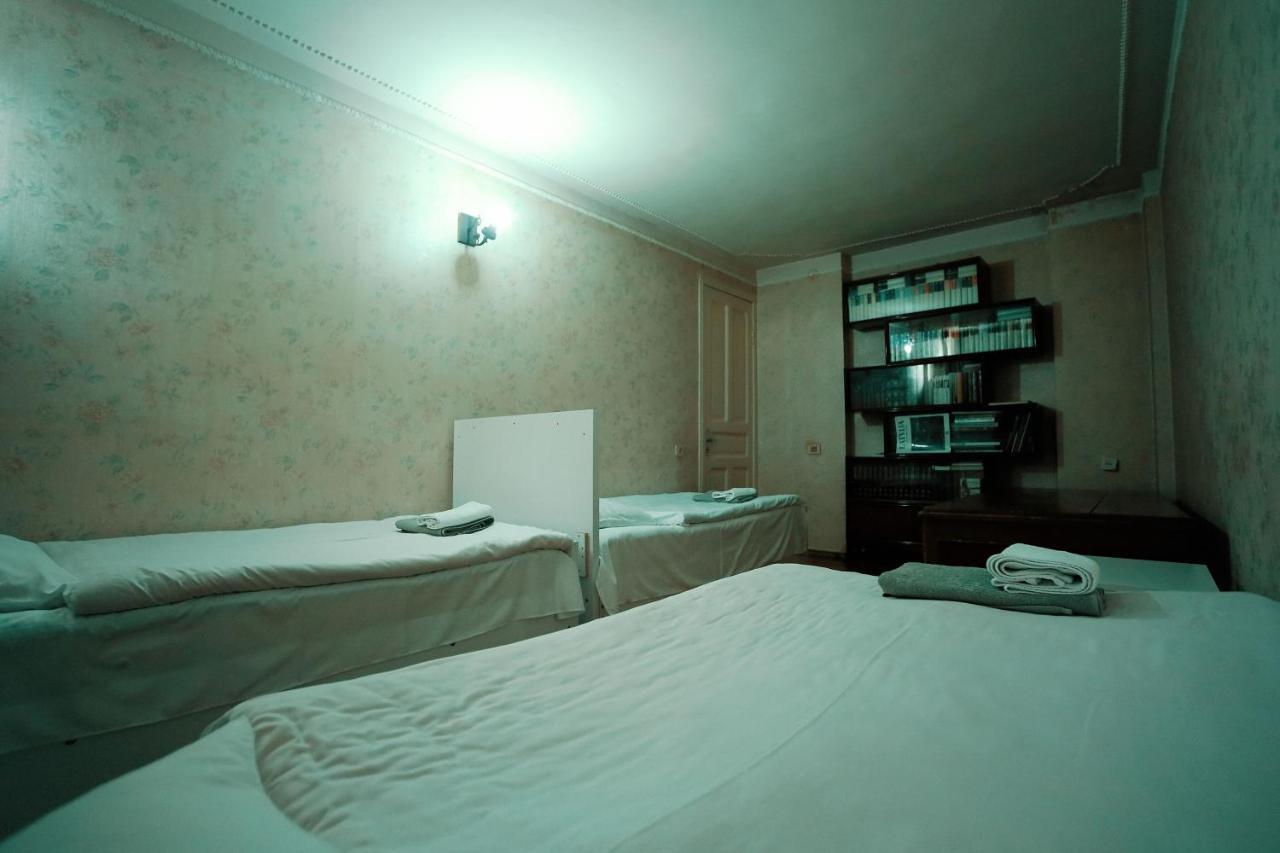 Guest House Old クタイシ エクステリア 写真