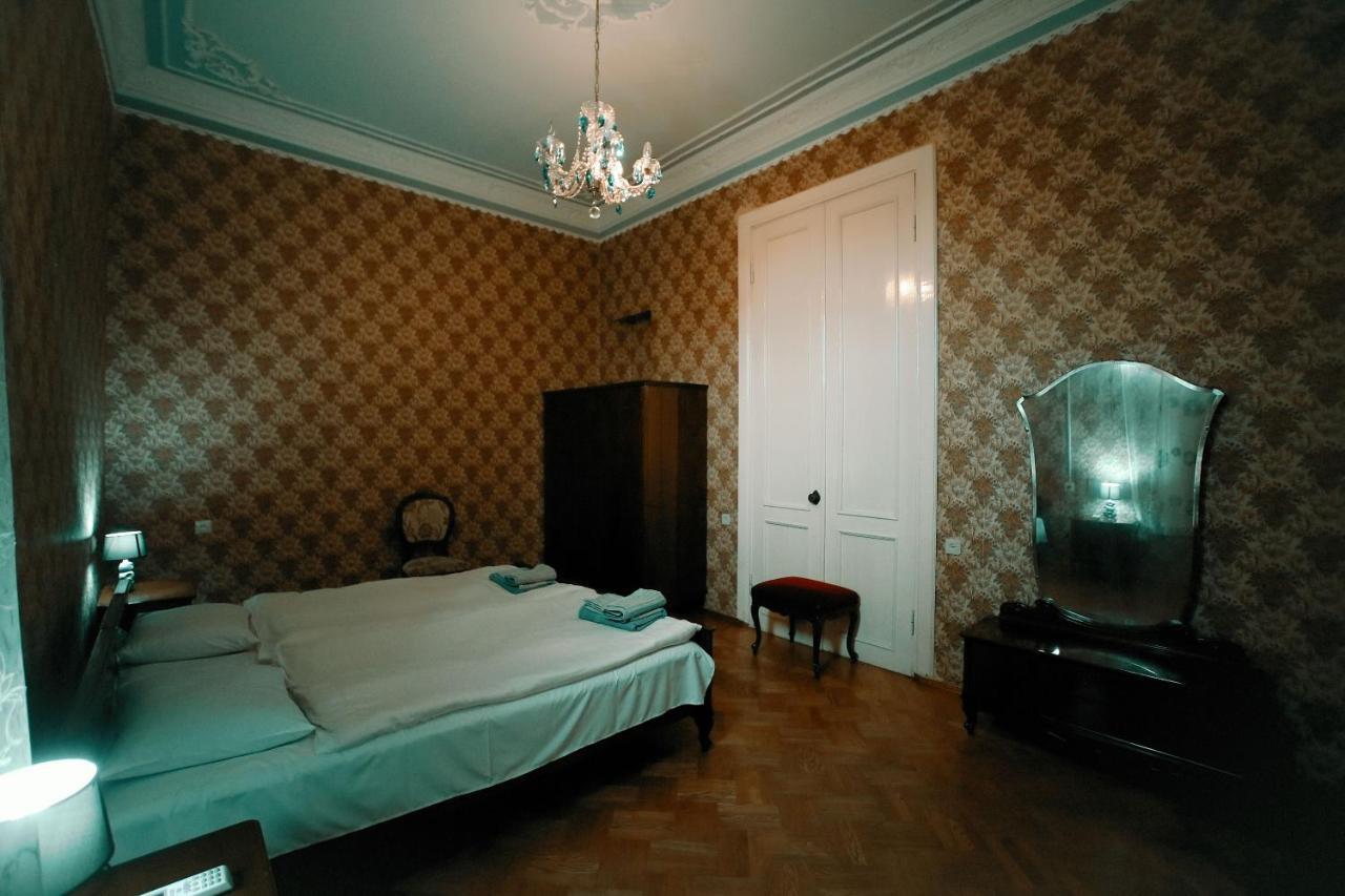Guest House Old クタイシ エクステリア 写真